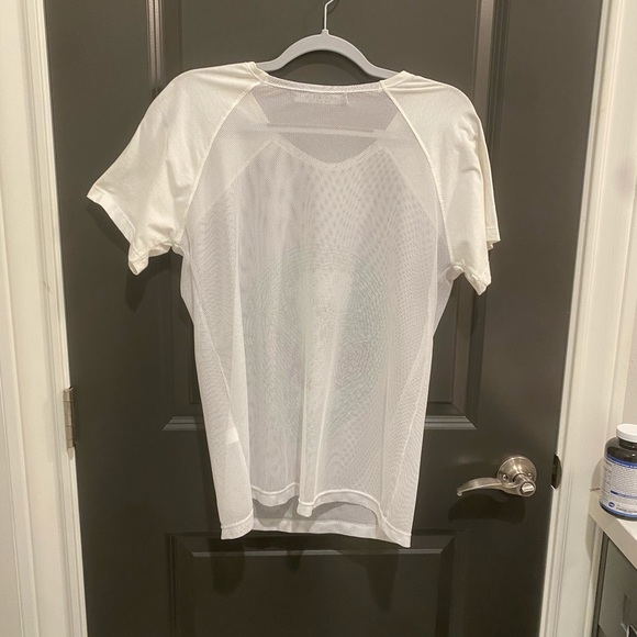 This is a love song alien tee size 4 embellished - Picture 4 of 4